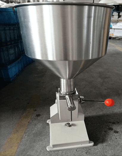 Manual filling machines